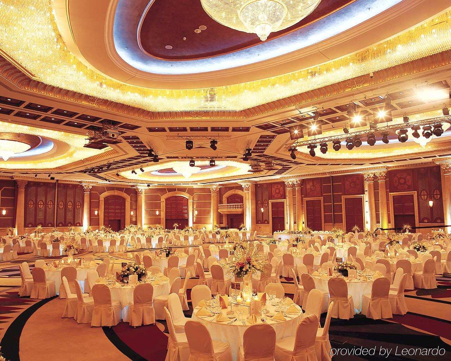 Al Habtoor Grand Beirut Ξενοδοχείο Εστιατόριο φωτογραφία