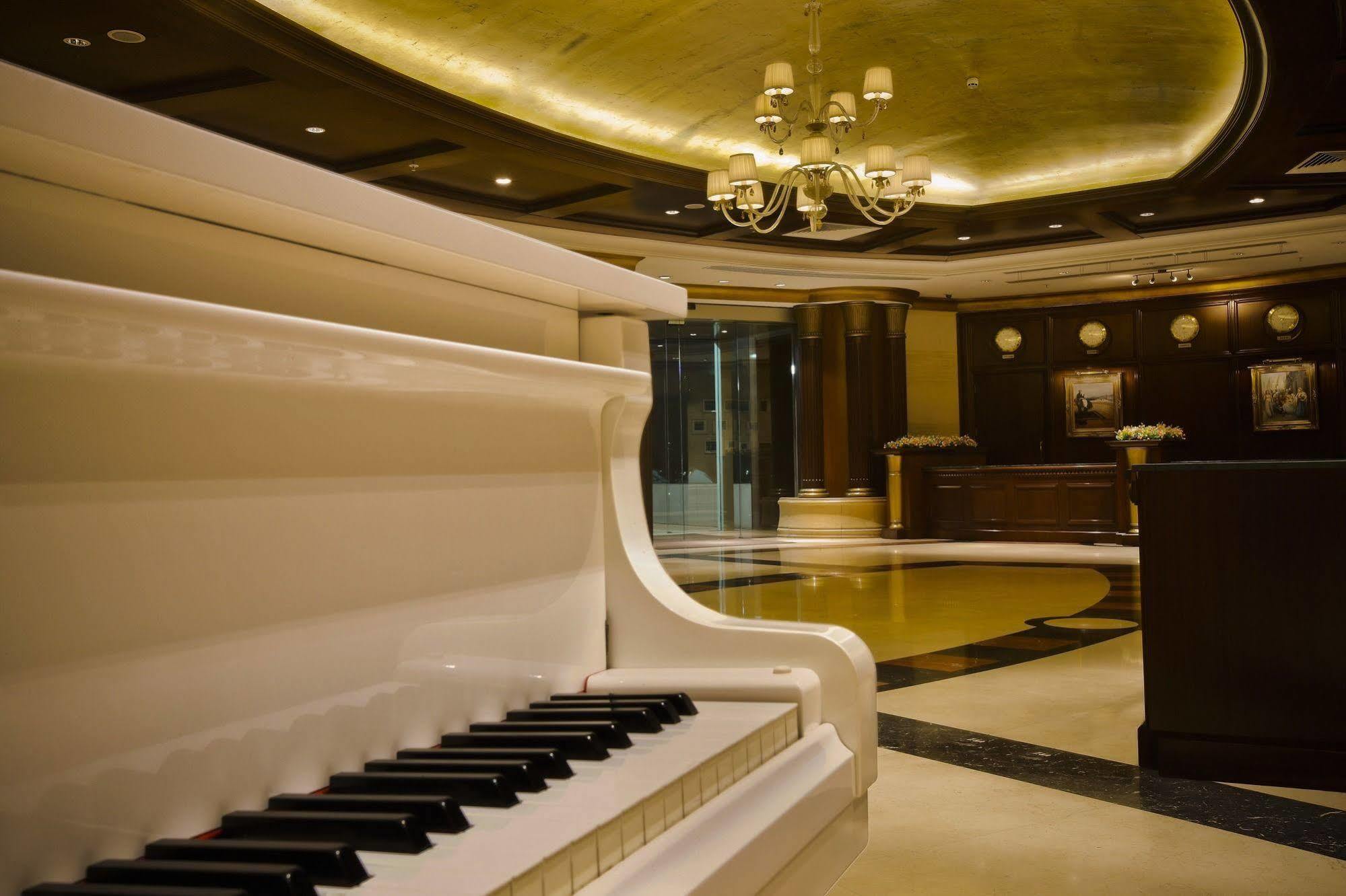 Al Habtoor Grand Beirut Ξενοδοχείο Εξωτερικό φωτογραφία